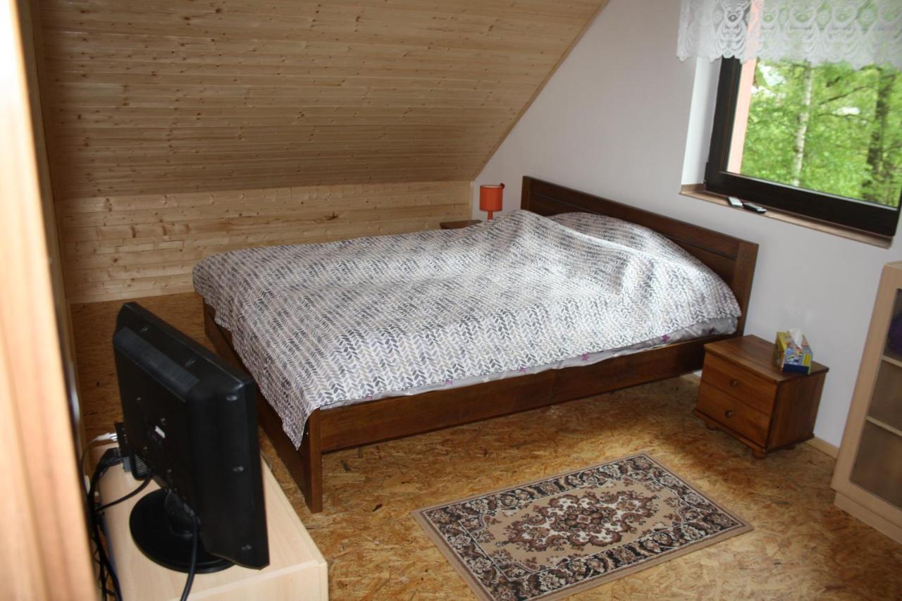 Chata na řece Sázavě Samopse Exteriér fotografie